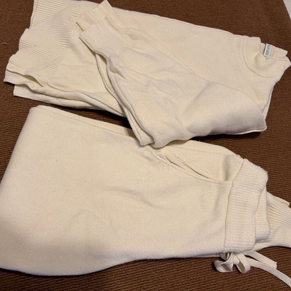 Zara Two-Piece Cream Coordinated Sweater Set SM